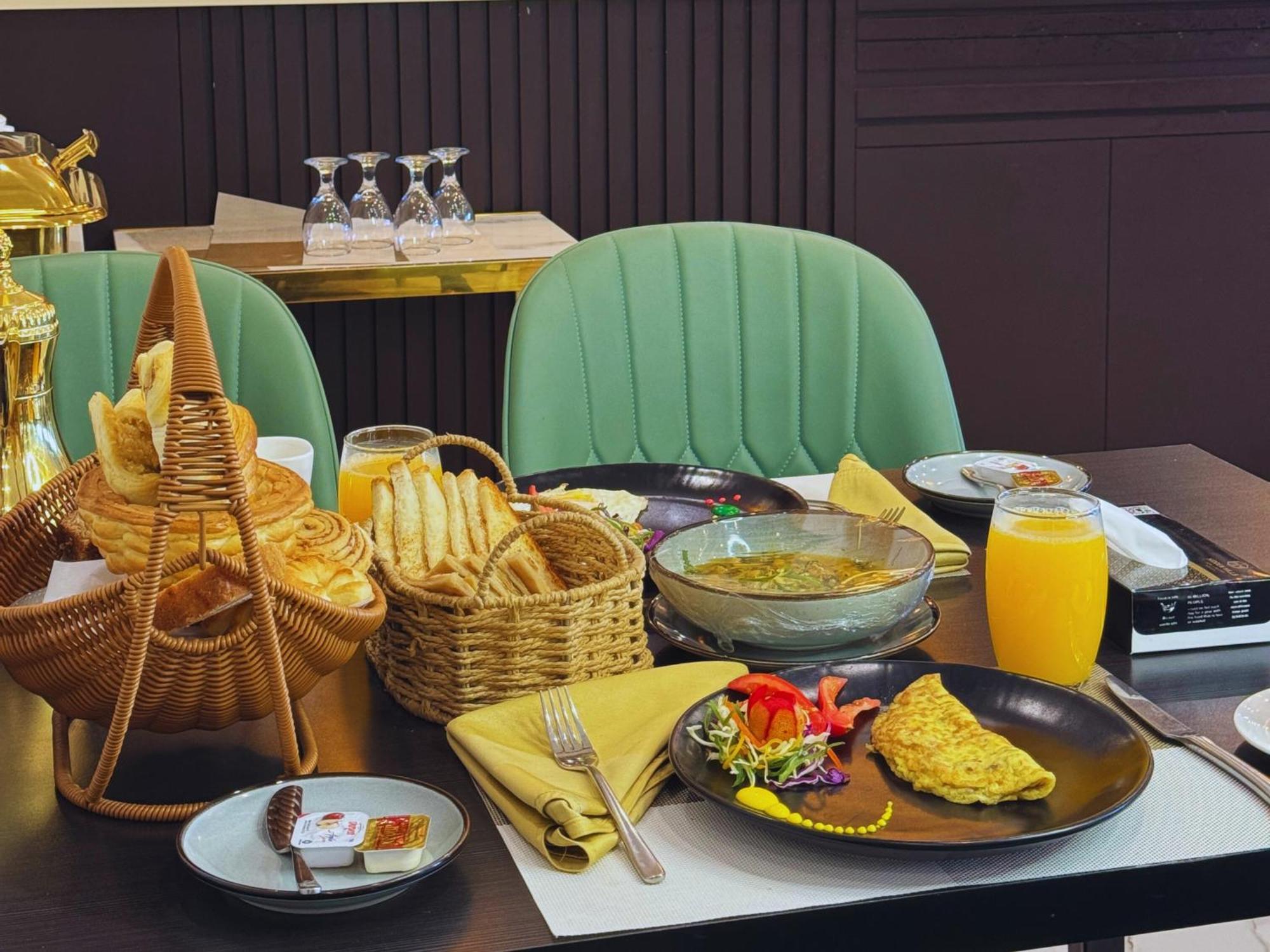 Hidden Hills Hotel & Resort Mansehra 外观 照片