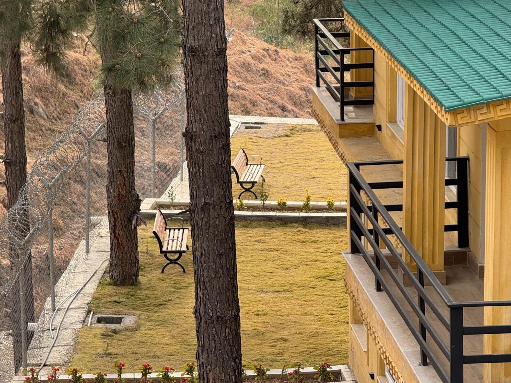 Hidden Hills Hotel & Resort Mansehra 外观 照片