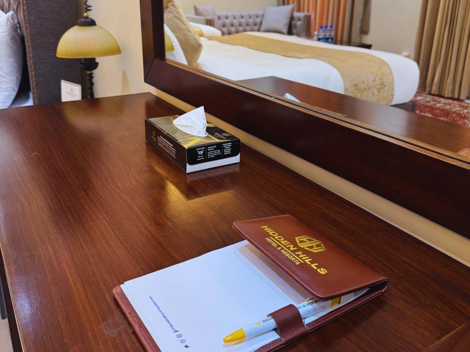 Hidden Hills Hotel & Resort Mansehra 外观 照片